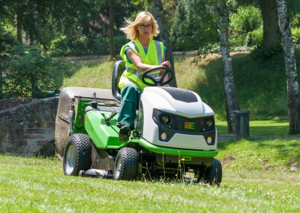 ETESIA Professionelle Grünpflege - Vorführung am 20. März in Garbsen